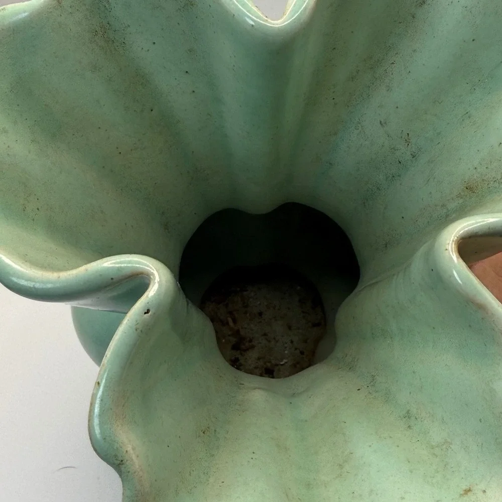 Vintage Camark Pottery Seafoam Green Ruffled Vase Lobed Base Mid Century MCM